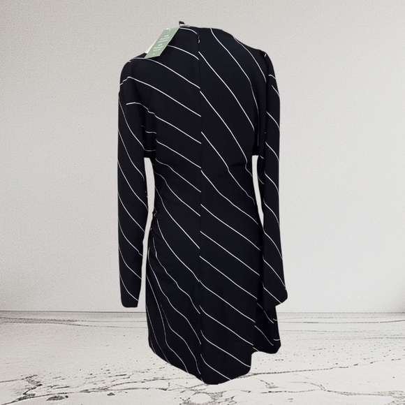 H&M Black and White Long Sleeve High Neck Ruched Dress Size Small - Picture 2 of 7